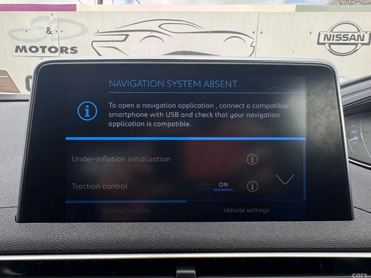 Peugeot 5008 MPV, Petrol, 2019, Black