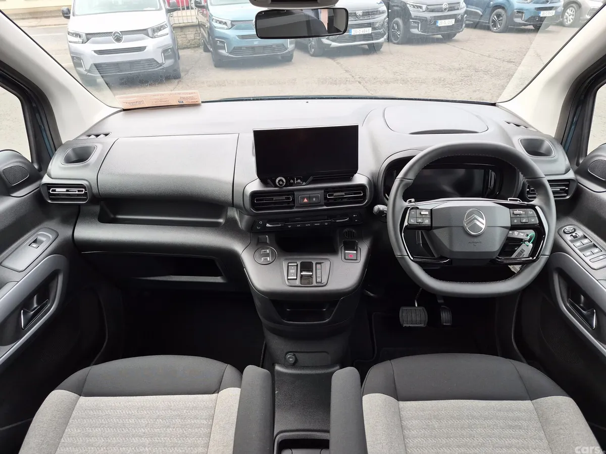 Citroen Berlingo MPV, Diesel, 2026, Blue