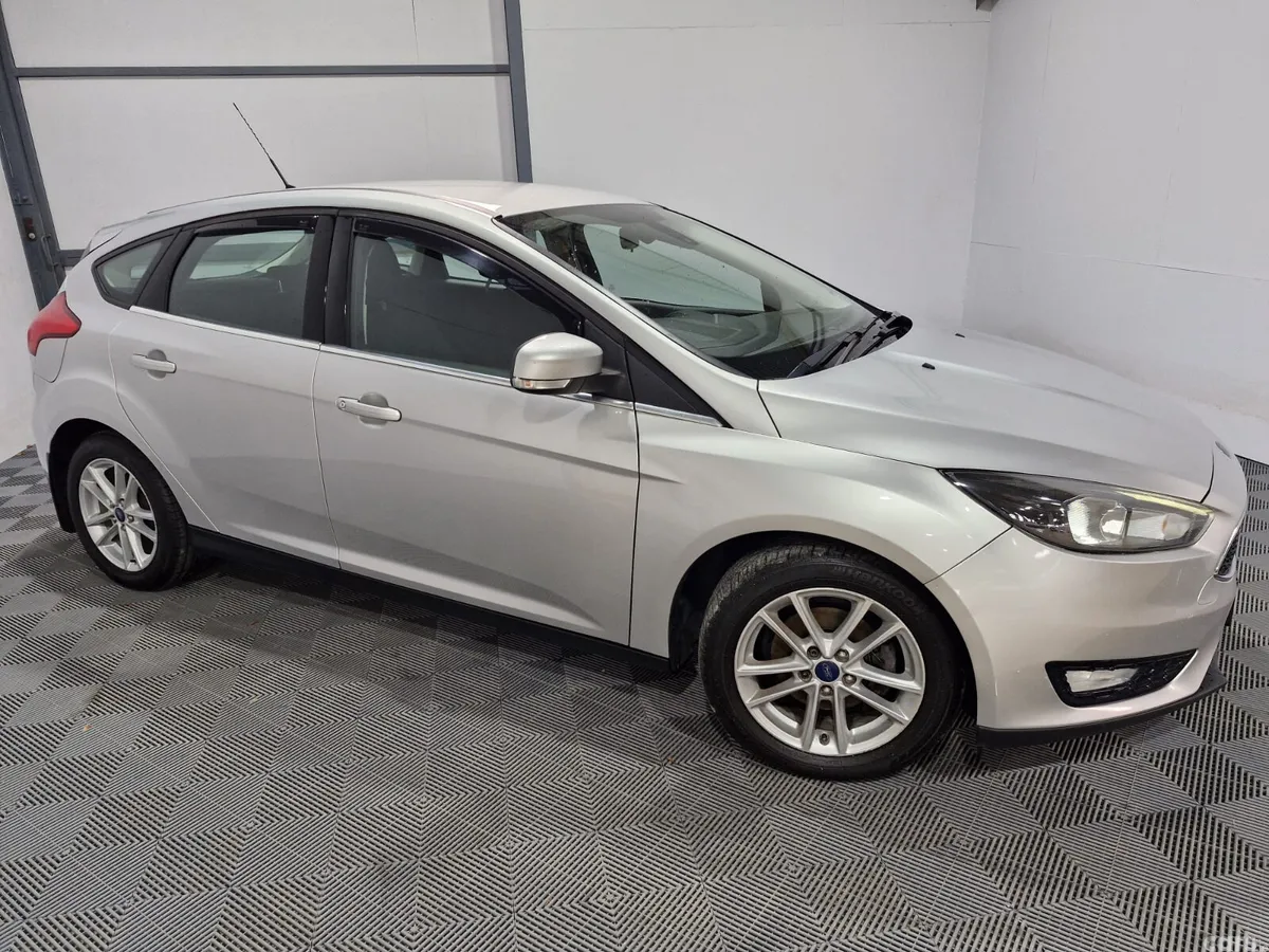 Ford Focus Hatchback, Diesel, 2017, Grey