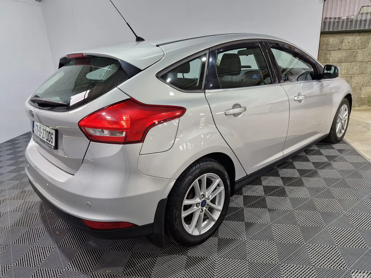 Ford Focus Hatchback, Diesel, 2017, Grey