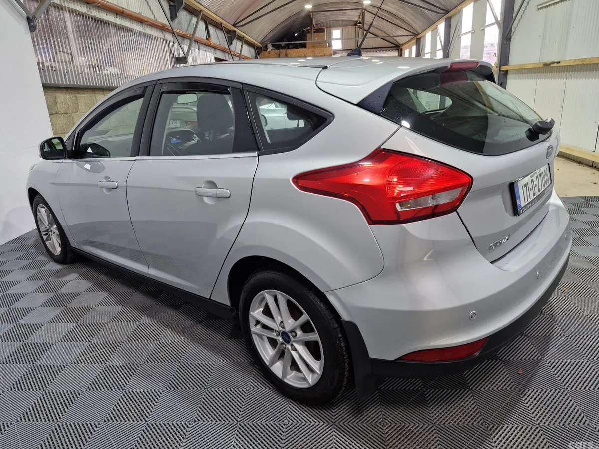 Ford Focus Hatchback, Diesel, 2017, Grey