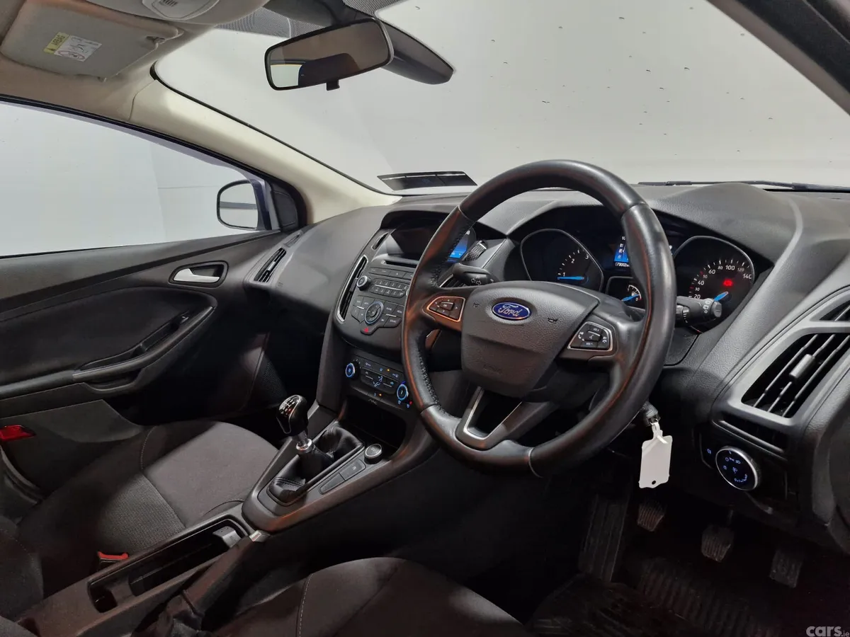 Ford Focus Hatchback, Diesel, 2017, Grey