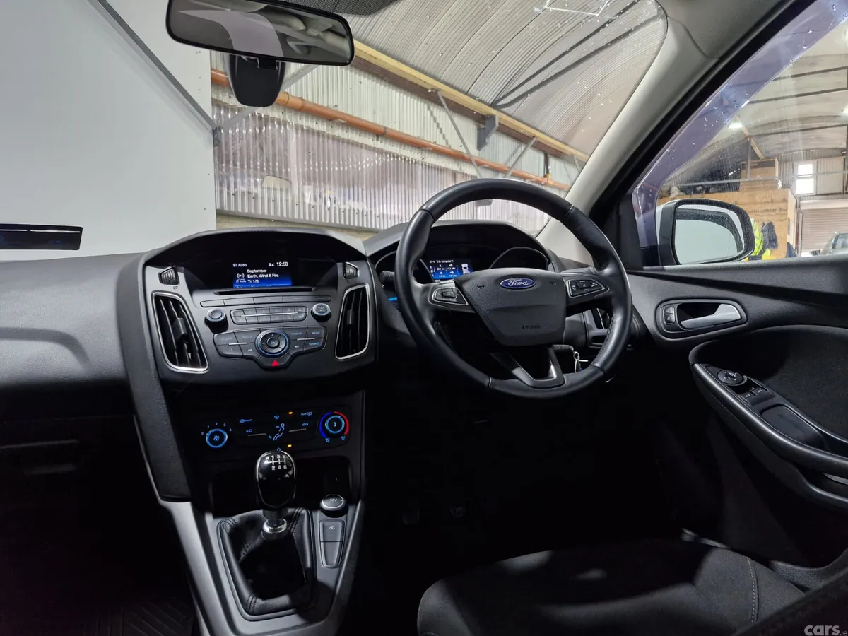 Ford Focus Hatchback, Diesel, 2017, Grey