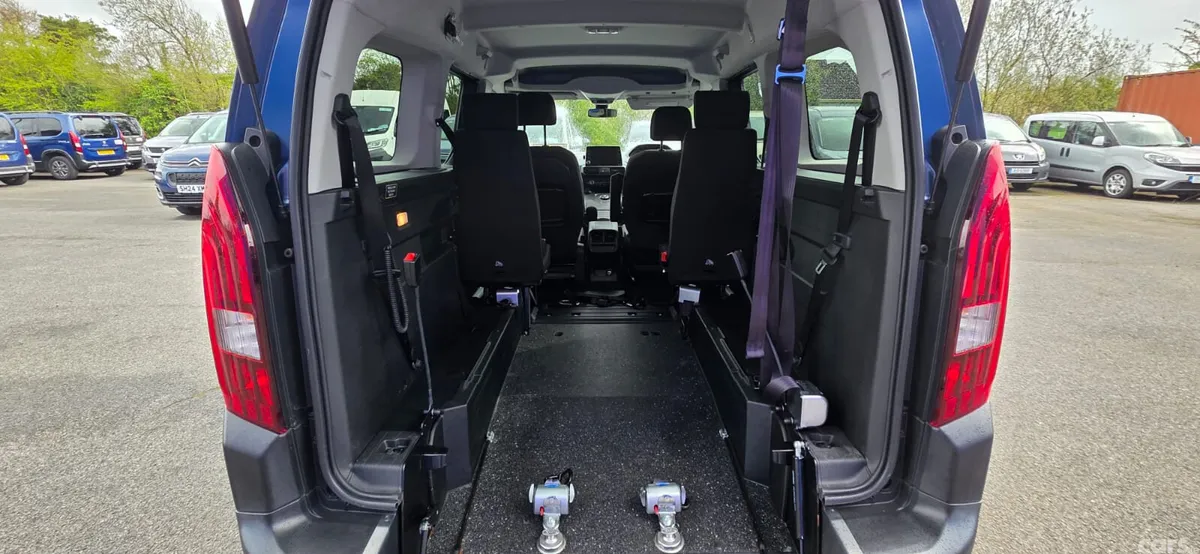 Peugeot Rifter MPV, Diesel, 2020, Blue