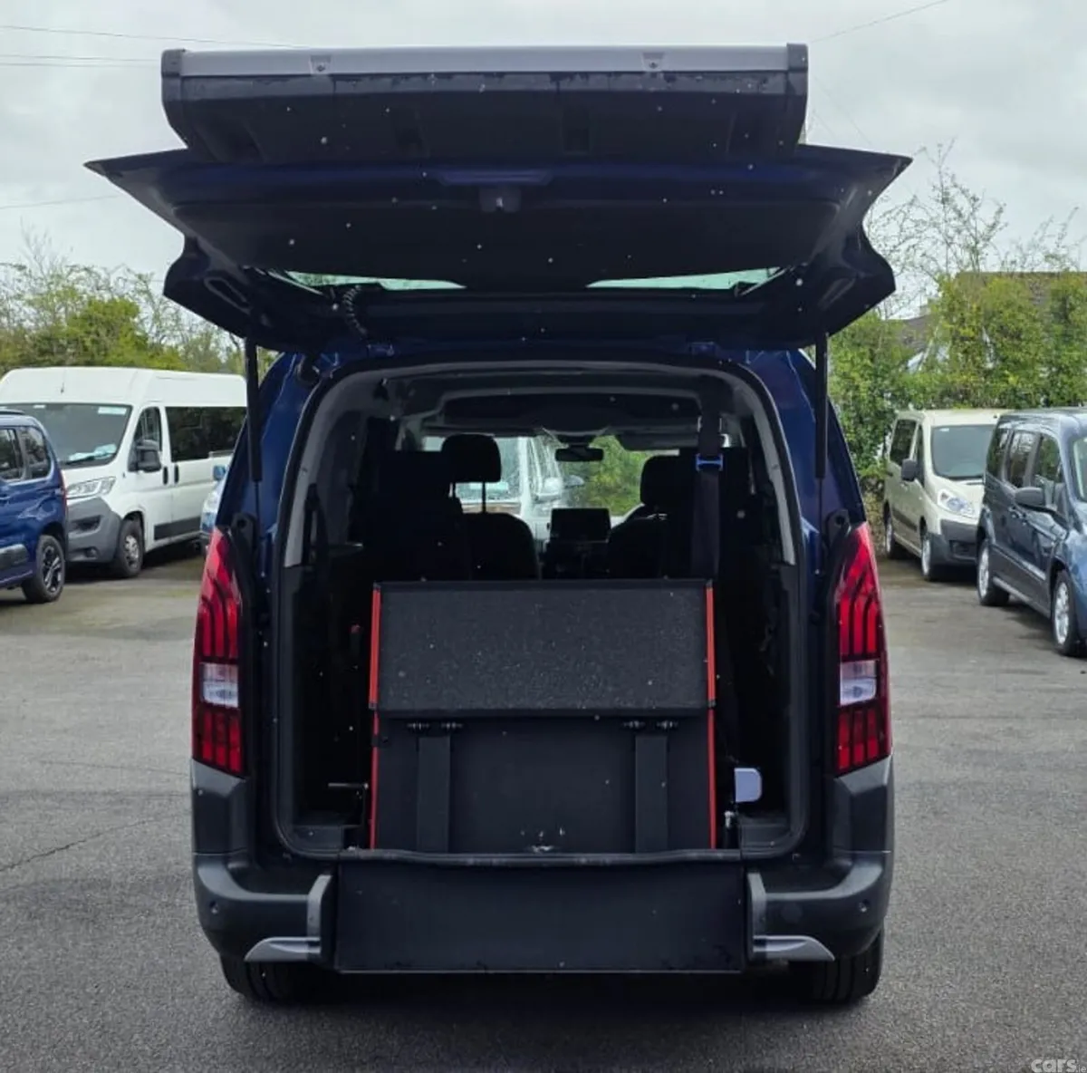 Peugeot Rifter MPV, Diesel, 2020, Blue