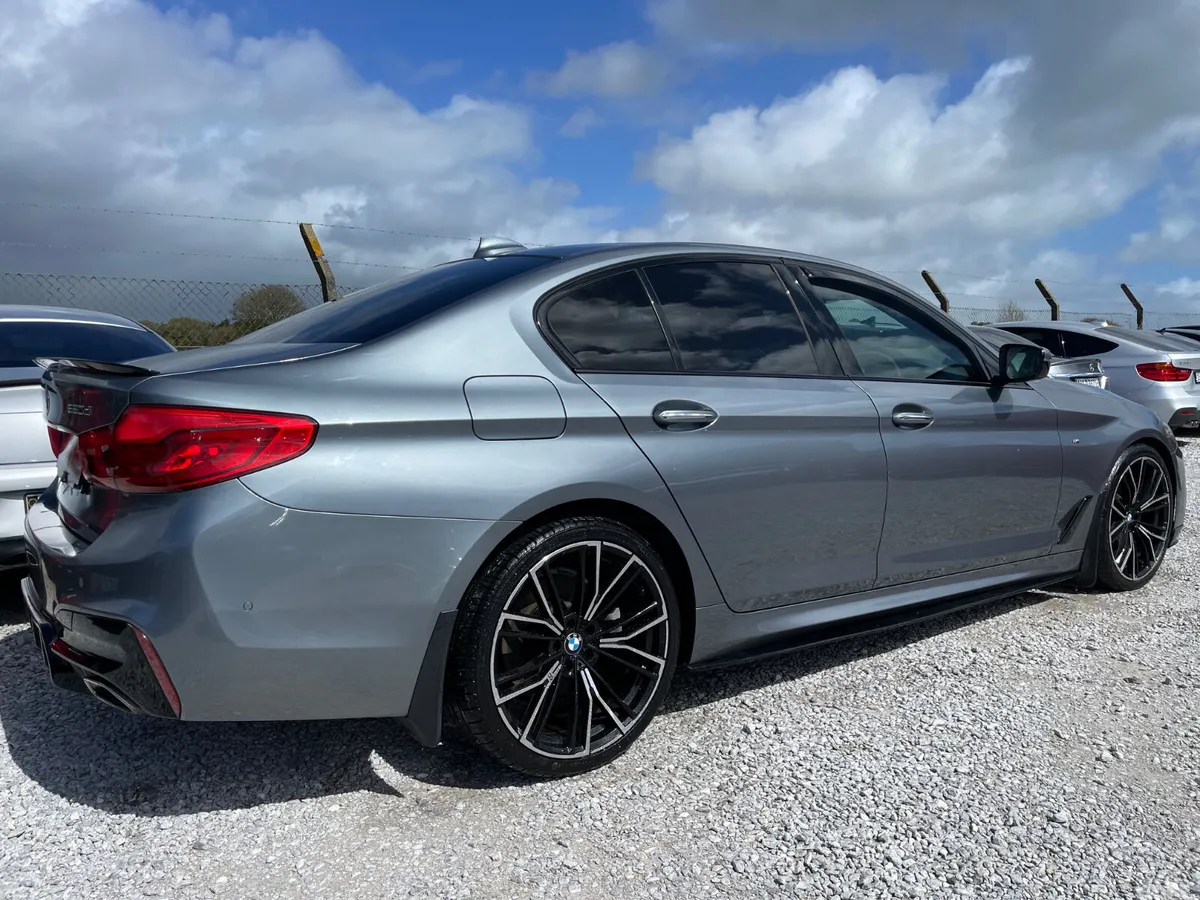 BMW 5-Series Saloon, Diesel, 2018, Blue