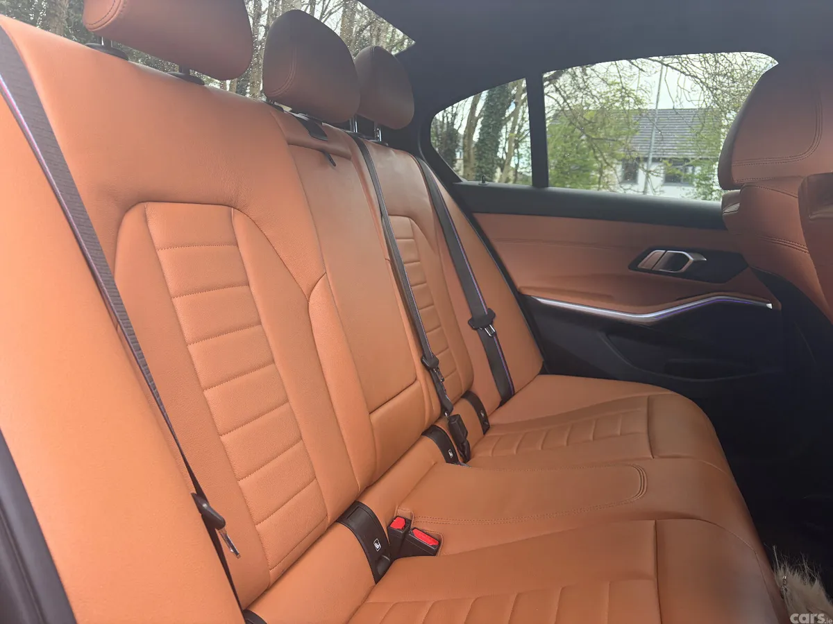 BMW 3-Series Saloon, Diesel, 2019, Grey