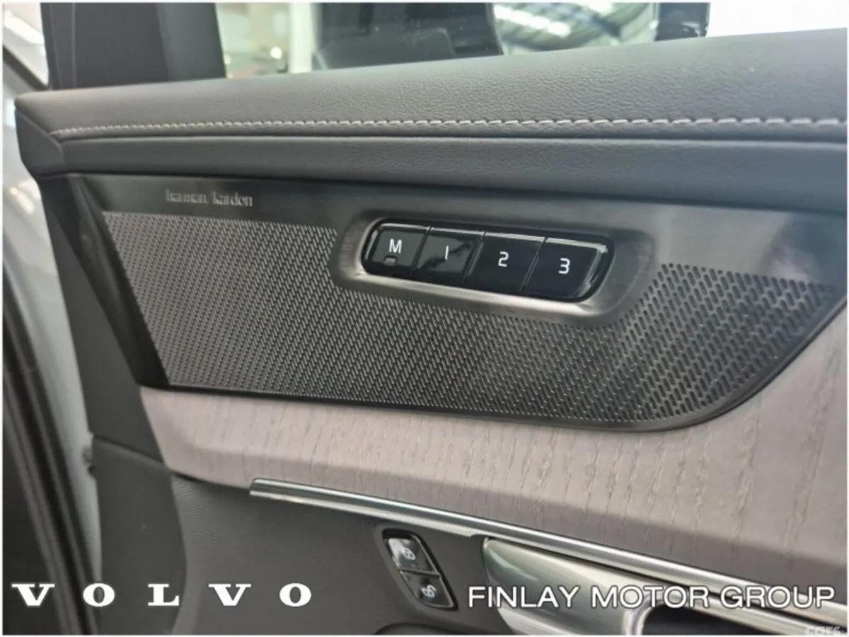 Volvo XC90 SUV, Petrol Plug-in Hybrid, 2026, Grey