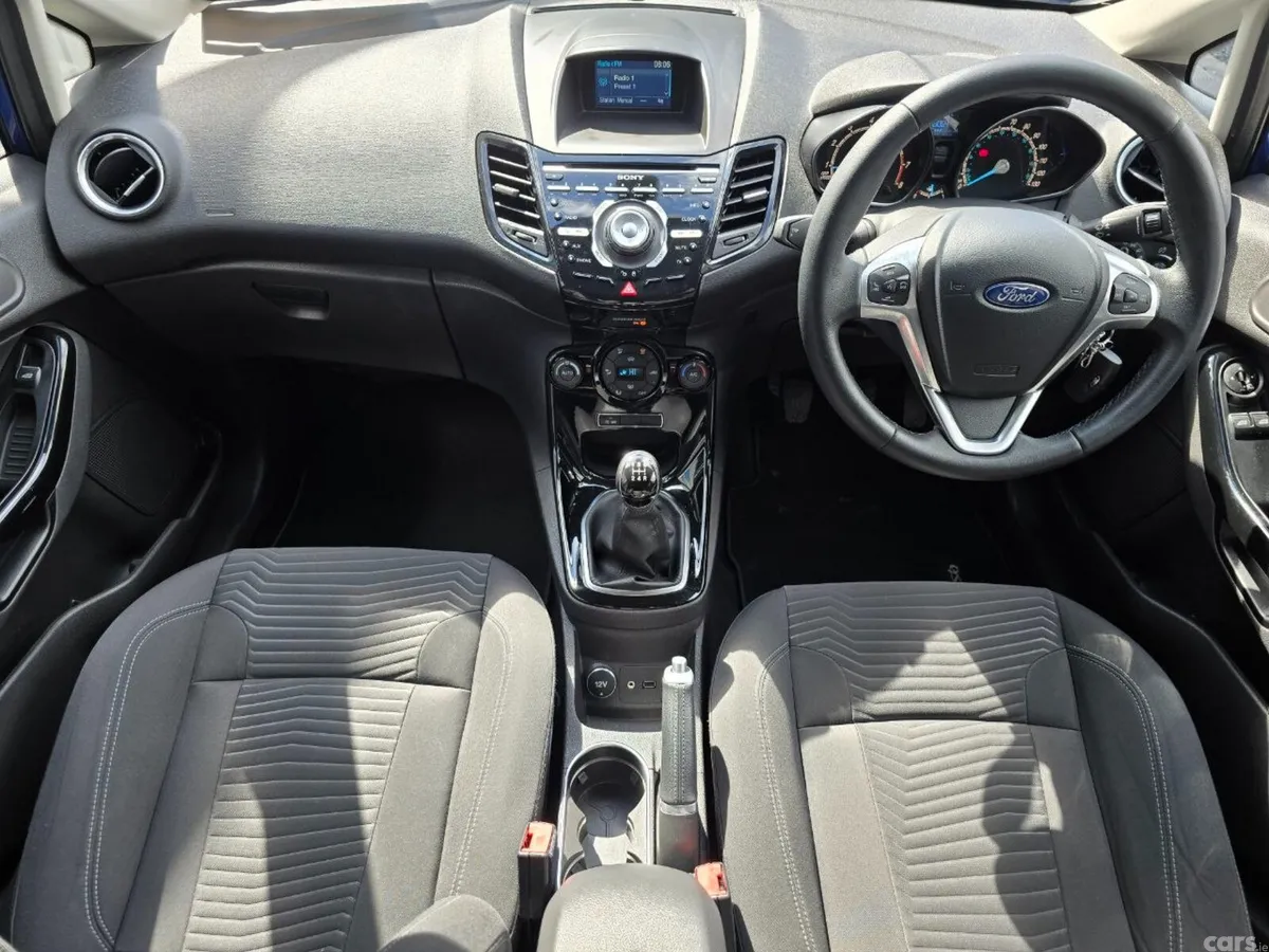 Ford Fiesta Hatchback, Petrol, 2015, Blue