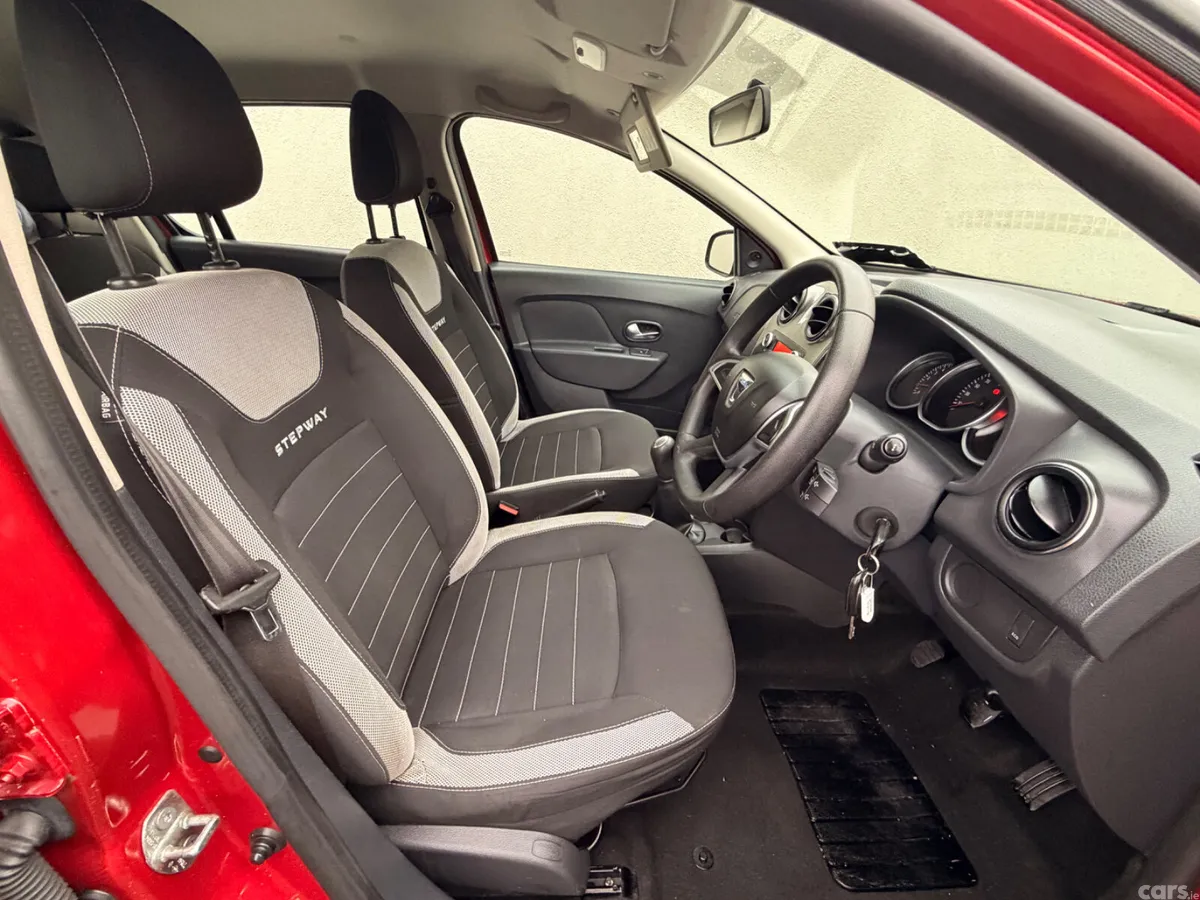 Dacia Sandero Stepway Hatchback, Diesel, 2017, Red