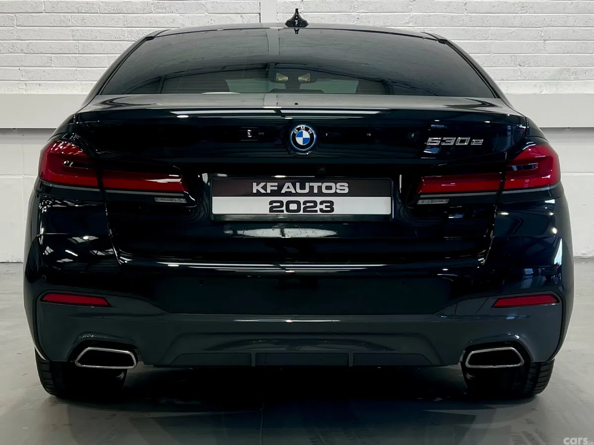 BMW 5-Series Saloon, Petrol Plug-in Hybrid, 2023, Black