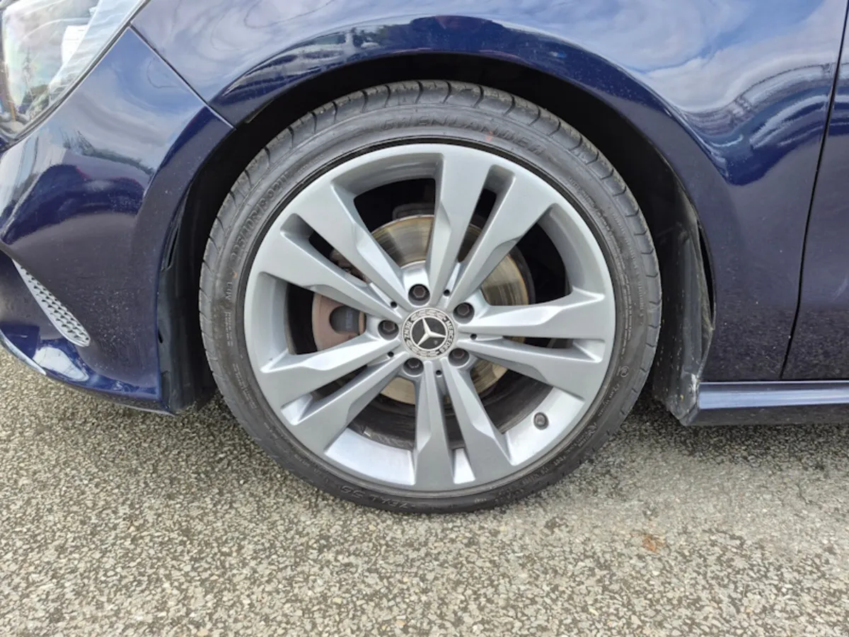 Mercedes-Benz CLA Saloon, Petrol, 2018, Blue