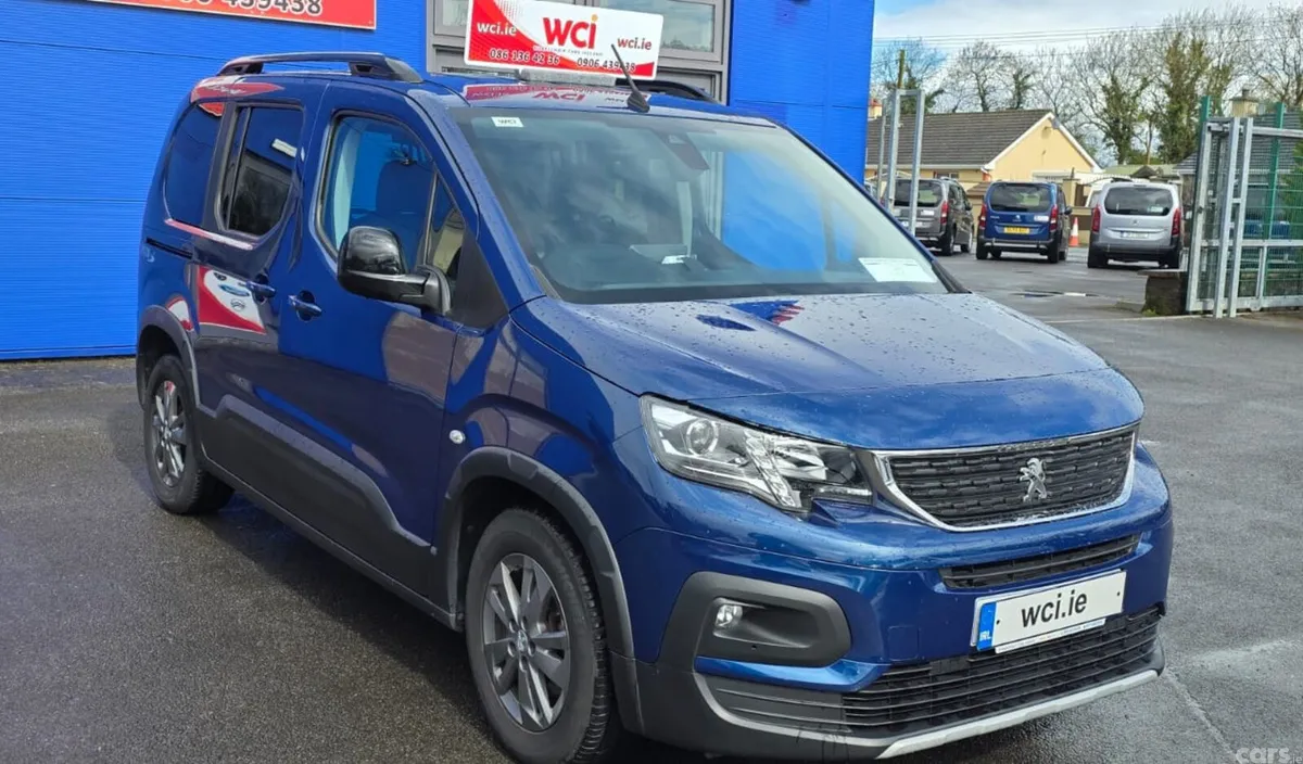 Peugeot Rifter MPV, Petrol, 2022, Blue