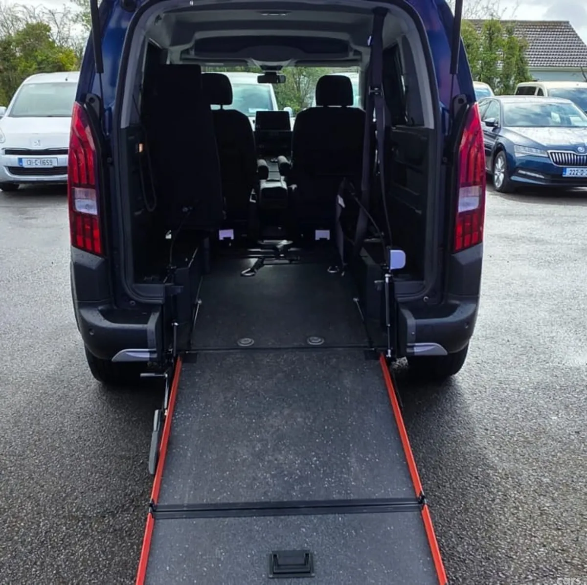 Peugeot Rifter MPV, Petrol, 2022, Blue