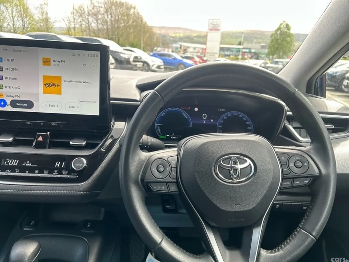 Toyota Corolla Saloon, Petrol Hybrid, 2024, Blue