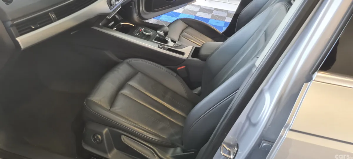 Audi A4 Saloon, Diesel, 2019, Grey