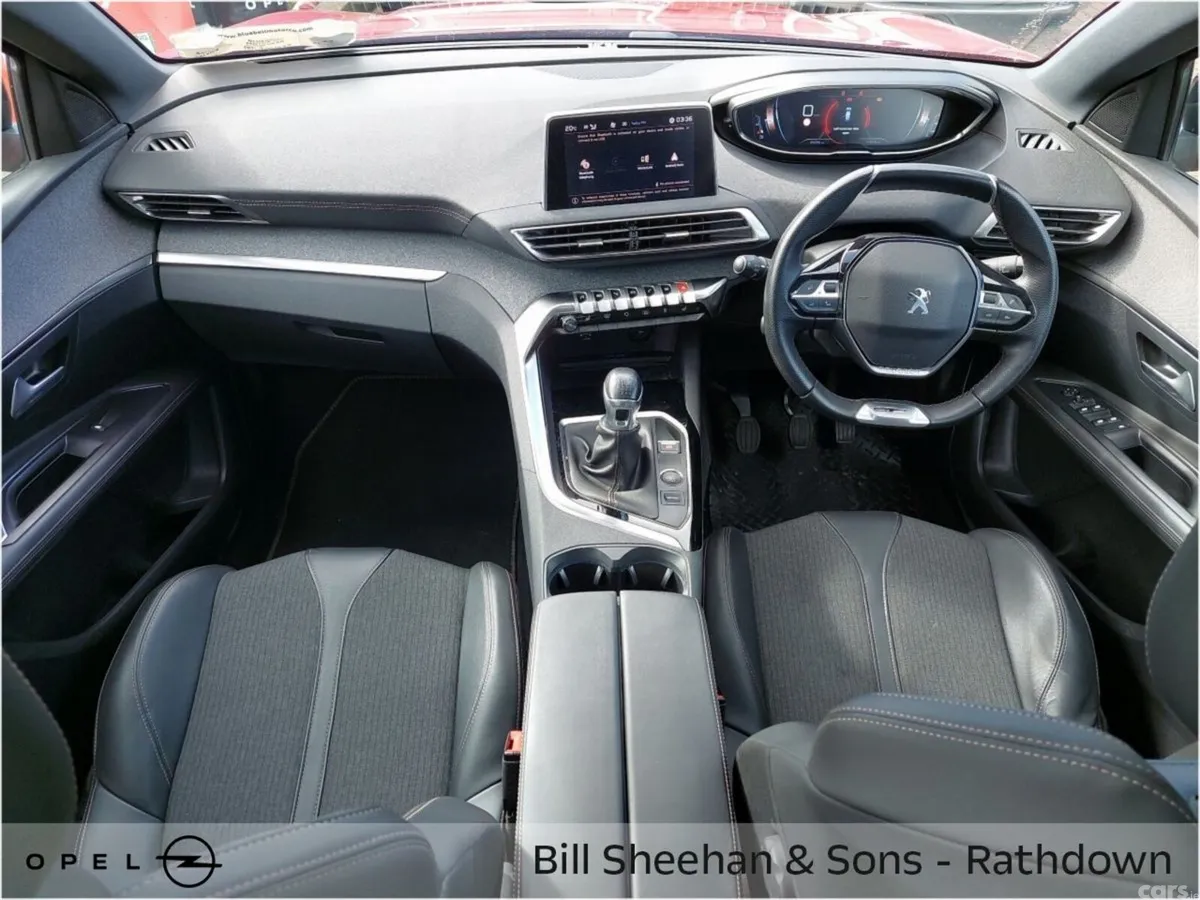 Peugeot 3008 MPV, Diesel, 2020, Red