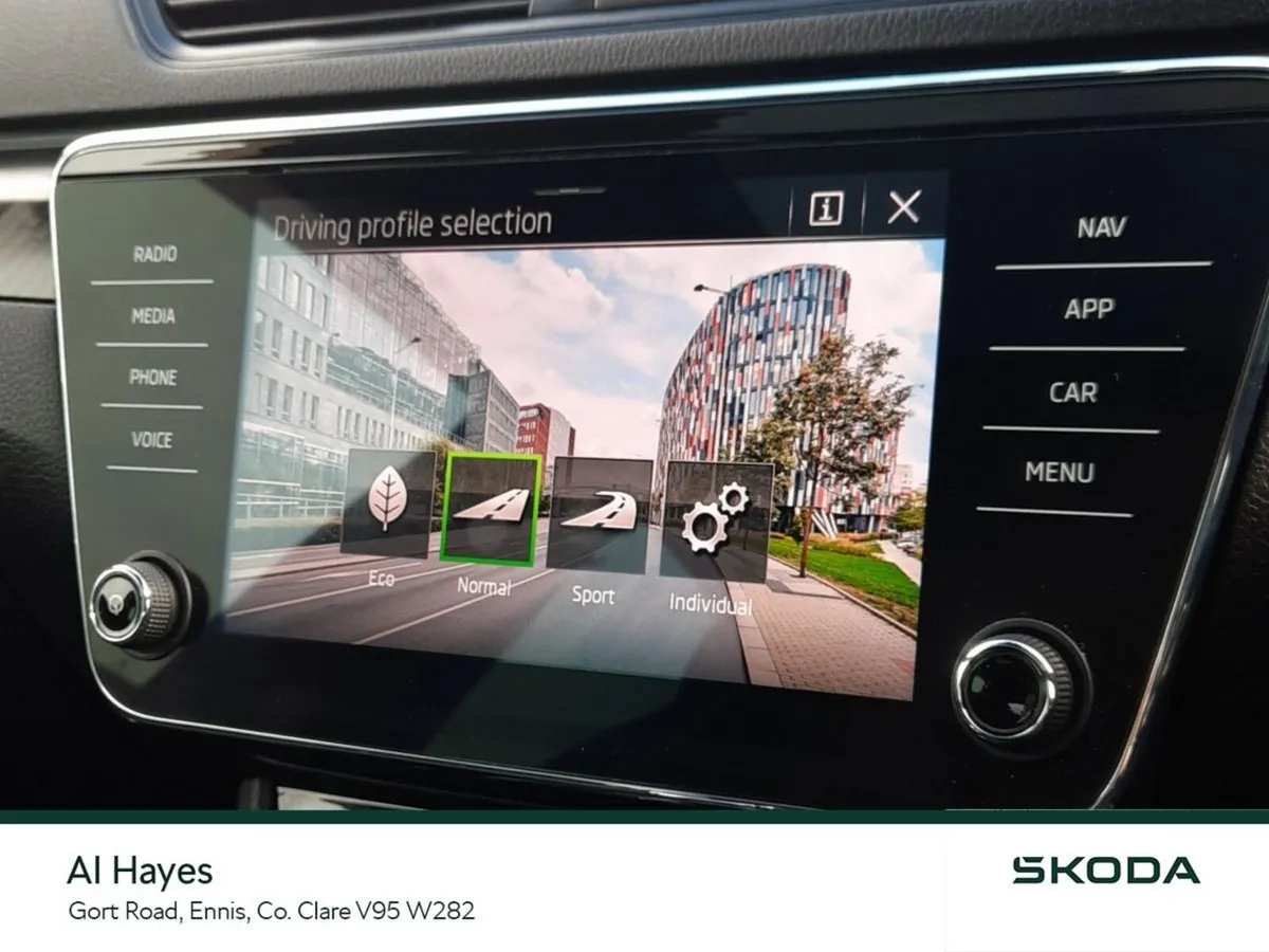 Skoda Superb Saloon, Diesel, 2024, Grey