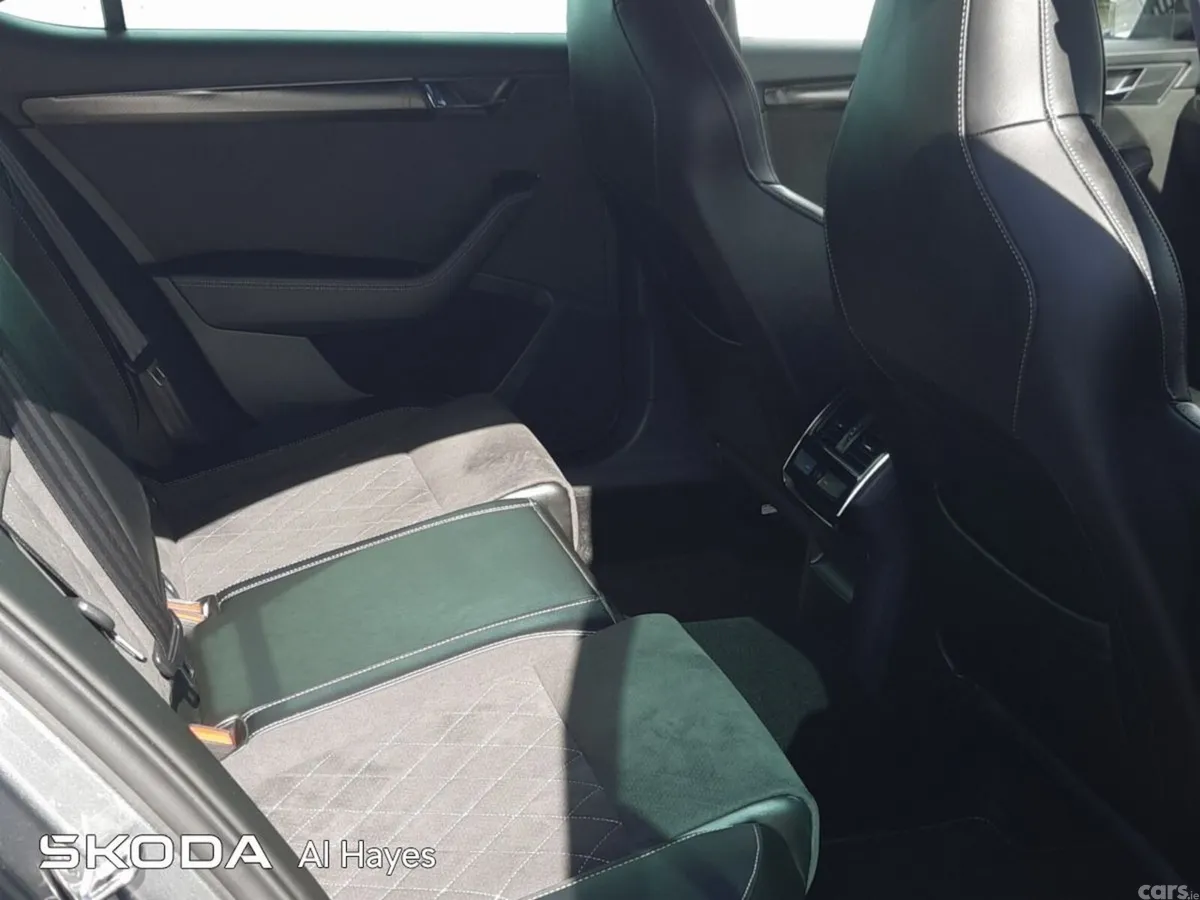 Skoda Superb Saloon, Diesel, 2024, Grey