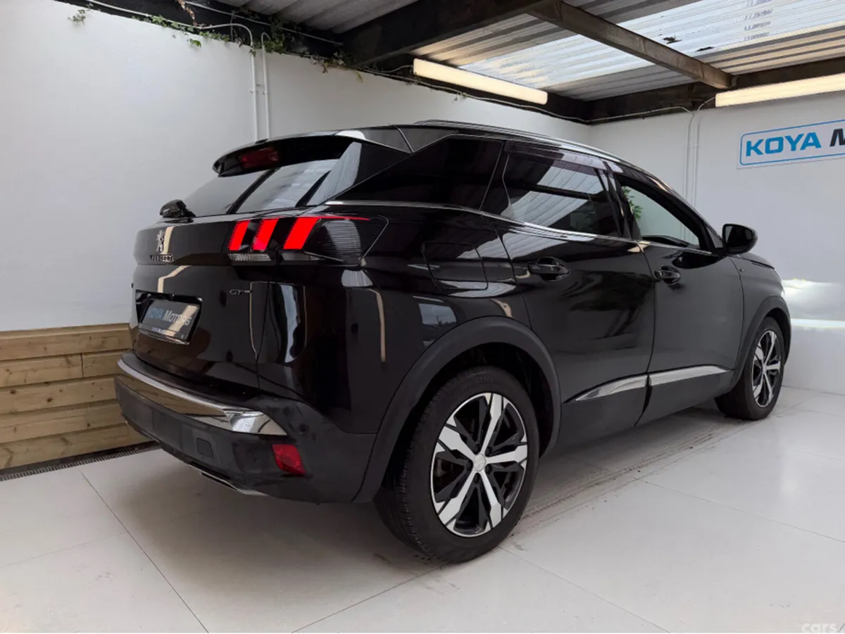 Peugeot 3008 MPV, Diesel, 2018, Black