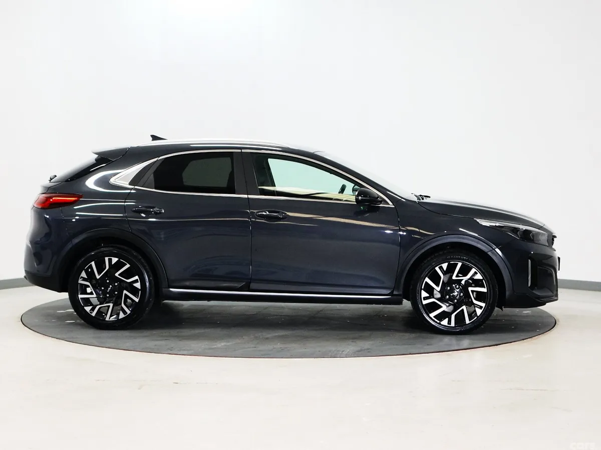 Kia XCeed Hatchback, Petrol Plug-in Hybrid, 2023, Grey