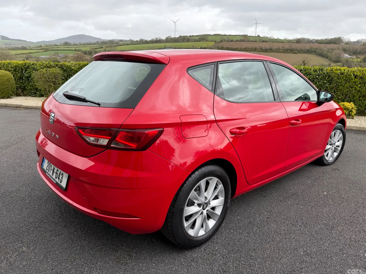 SEAT Leon Hatchback, Petrol, 2020, Red