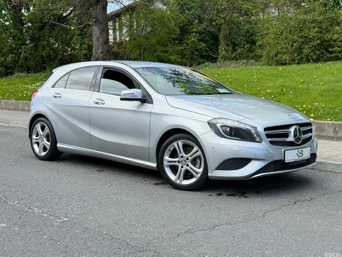 Mercedes-Benz A-Class Hatchback, Petrol, 2015, Silver