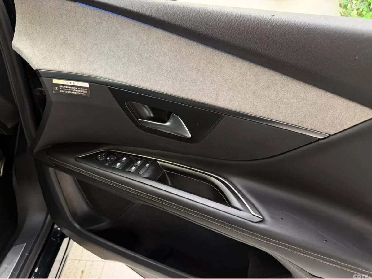 Peugeot 3008 MPV, Diesel, 2018, Black