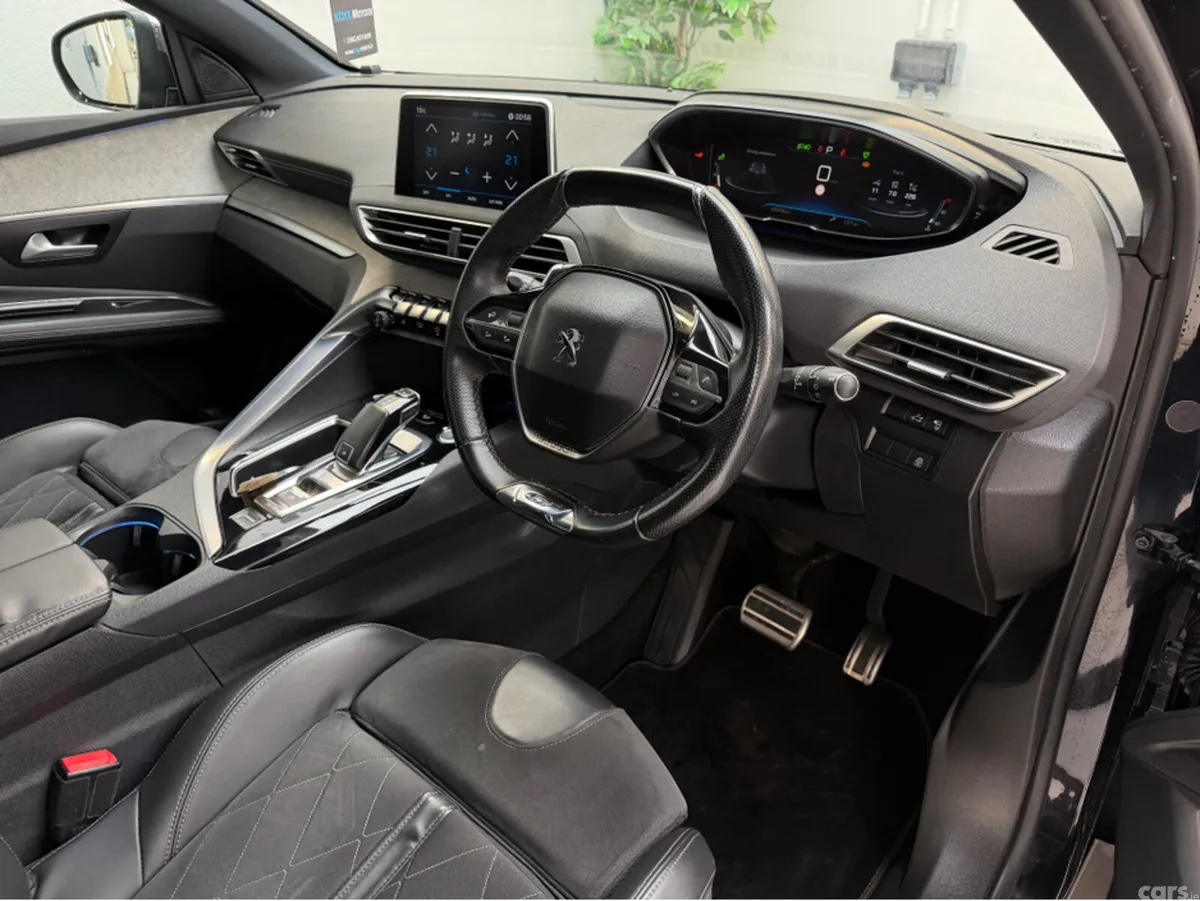 Peugeot 3008 MPV, Diesel, 2018, Black