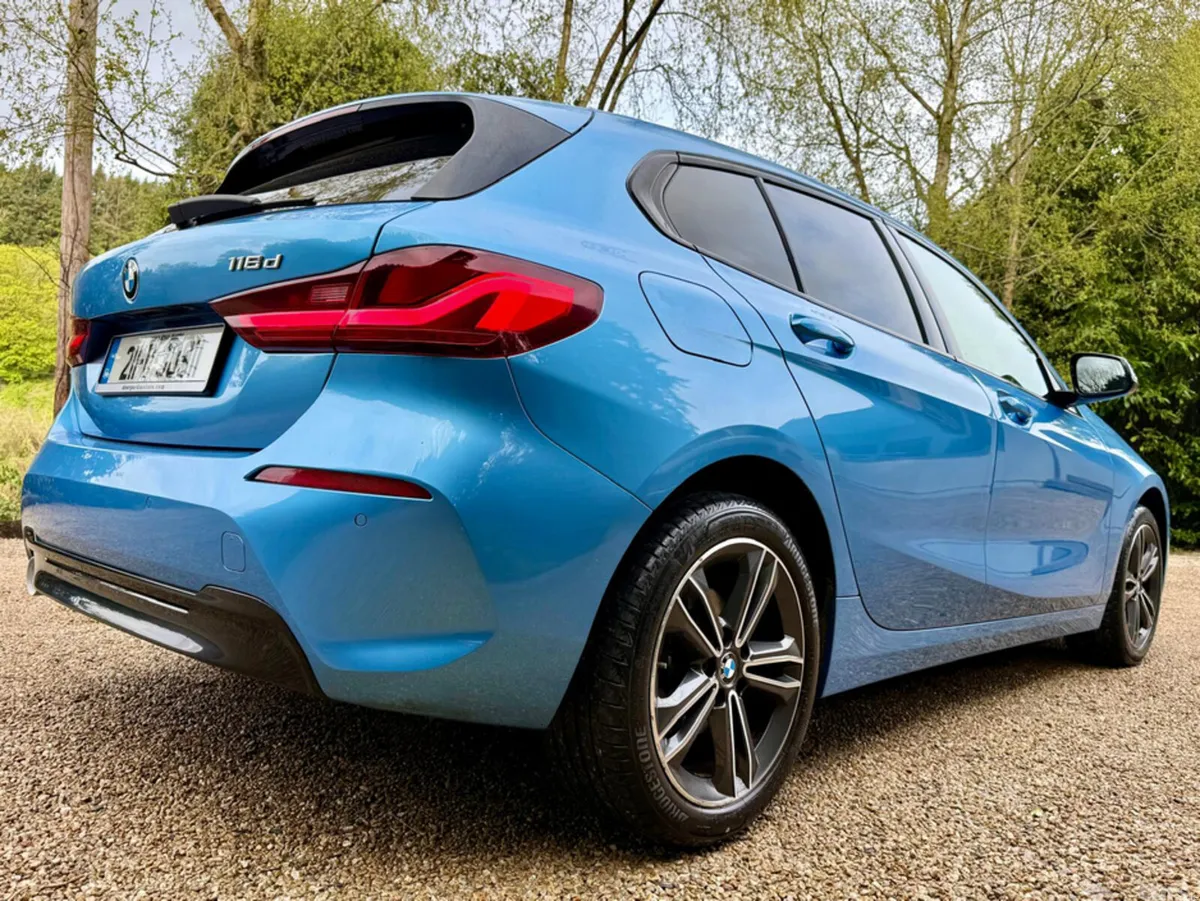 BMW 1-Series Hatchback, Diesel, 2021, Blue