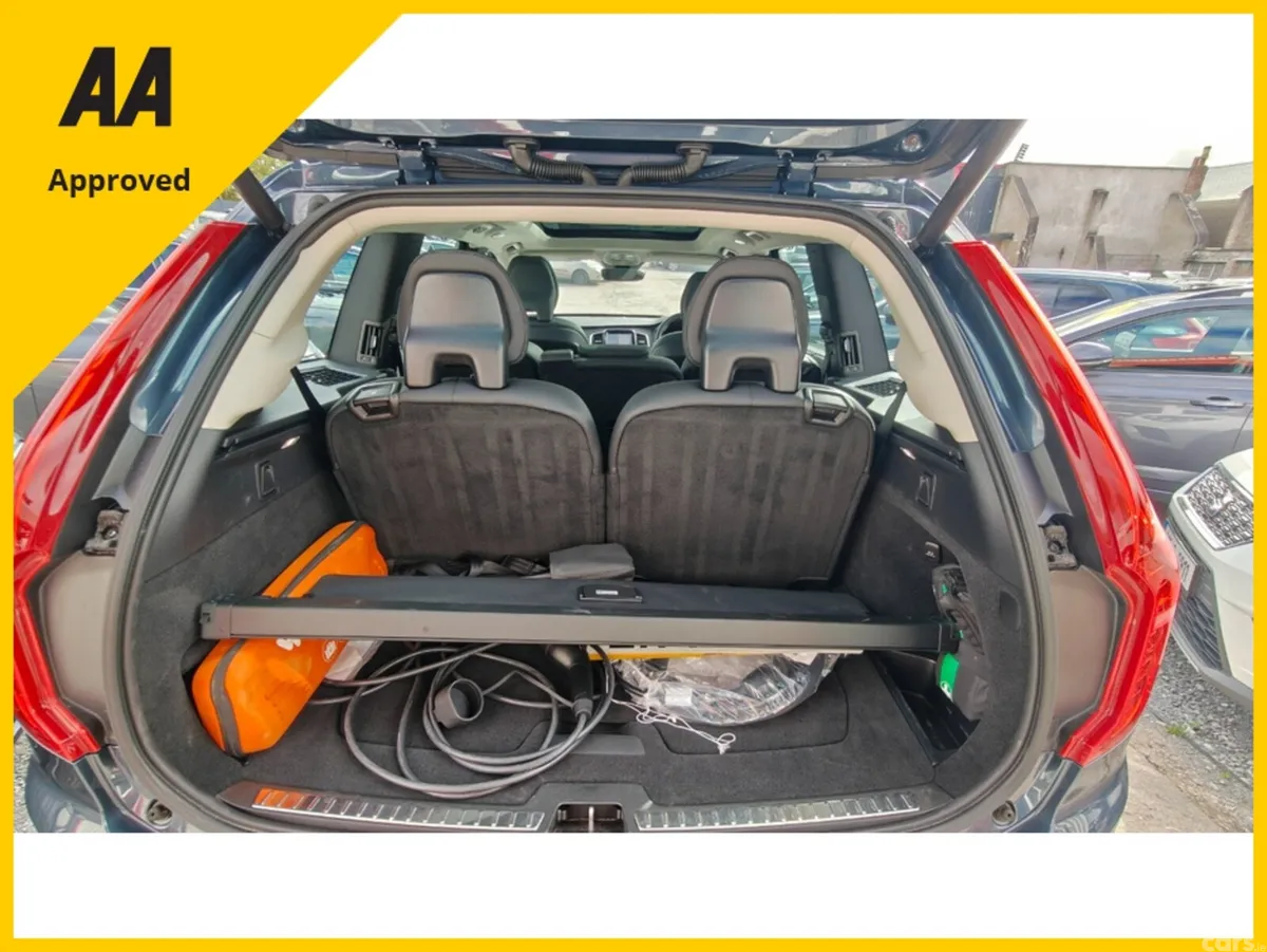 Volvo XC90 SUV, Petrol Plug-in Hybrid, 2023, Blue