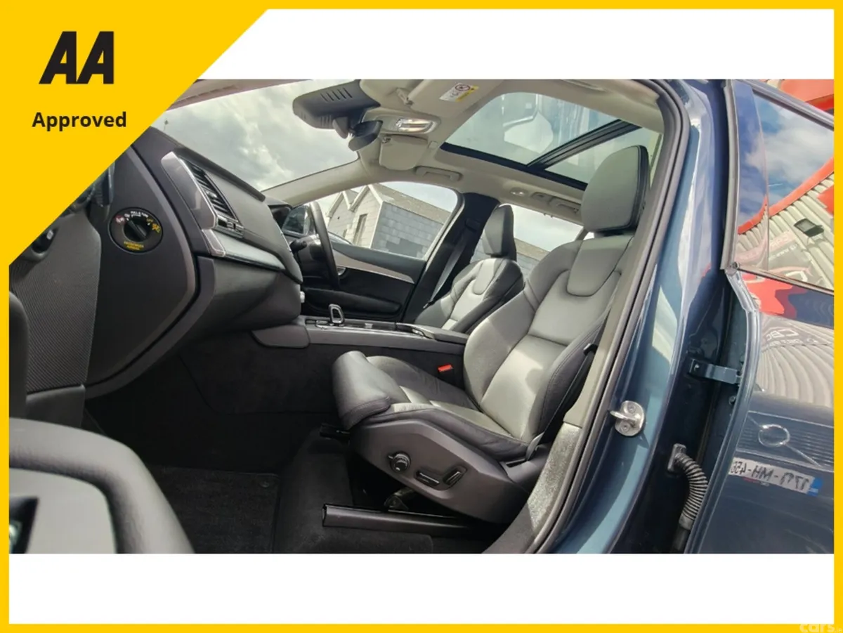 Volvo XC90 SUV, Petrol Plug-in Hybrid, 2023, Blue