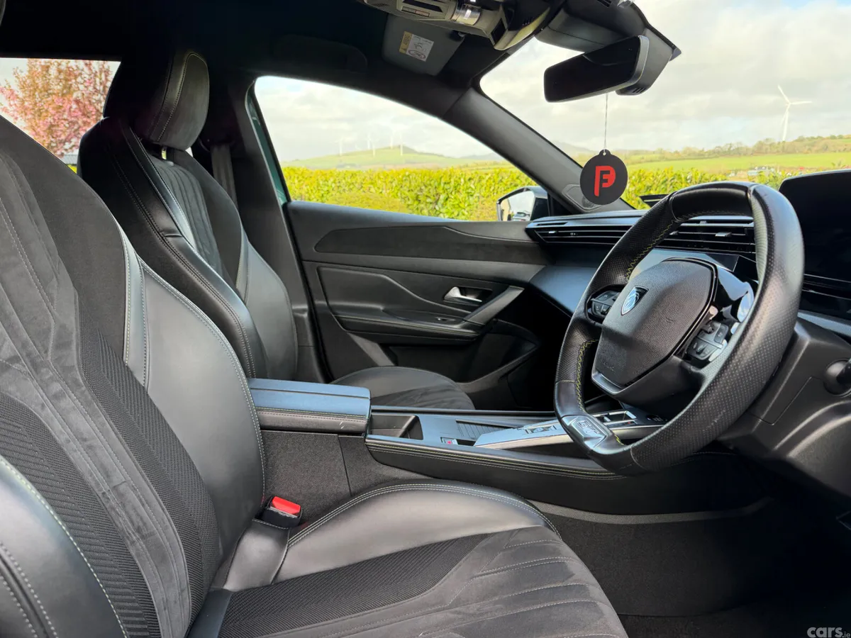 Peugeot 308 Estate, Diesel, 2023, Blue