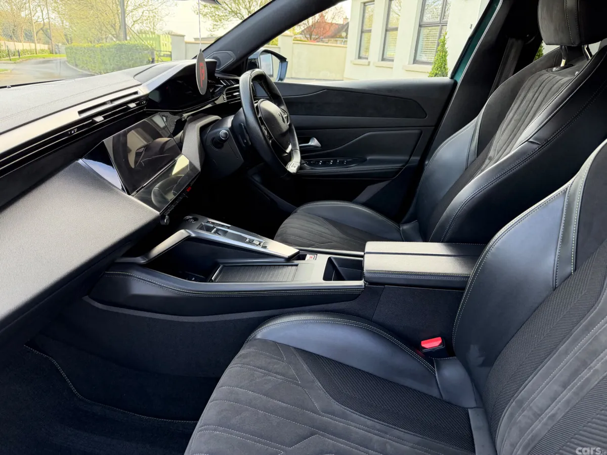 Peugeot 308 Estate, Diesel, 2023, Blue