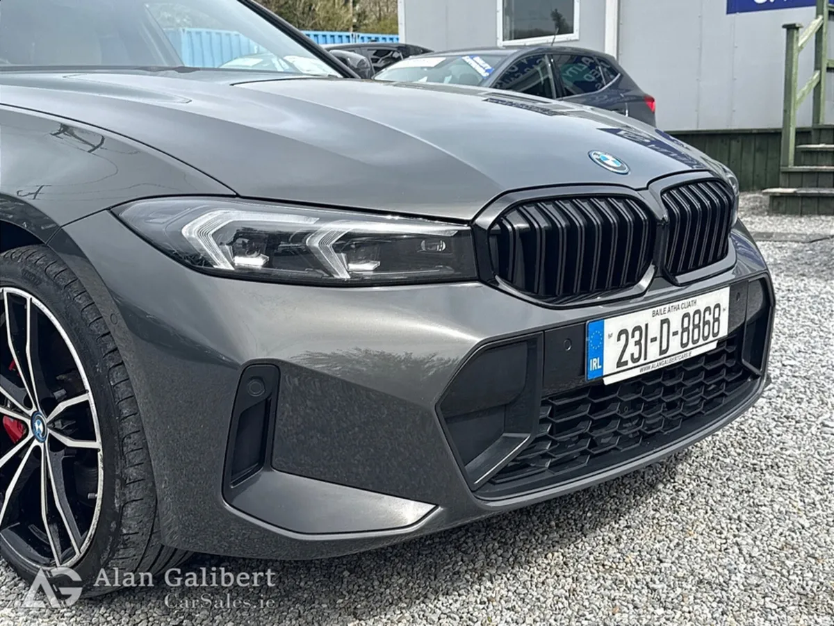 BMW 3-Series Saloon, Petrol Plug-in Hybrid, 2023, Grey