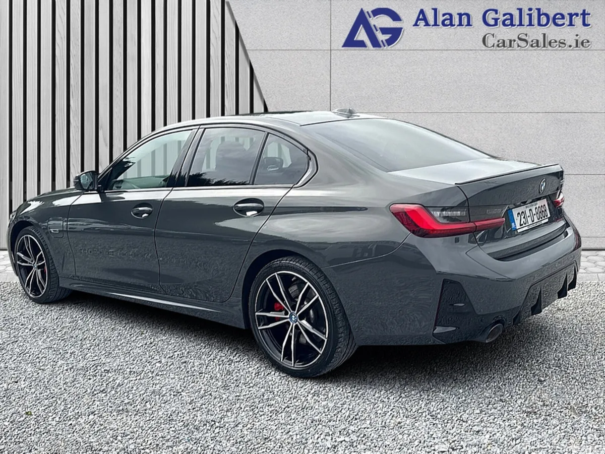 BMW 3-Series Saloon, Petrol Plug-in Hybrid, 2023, Grey