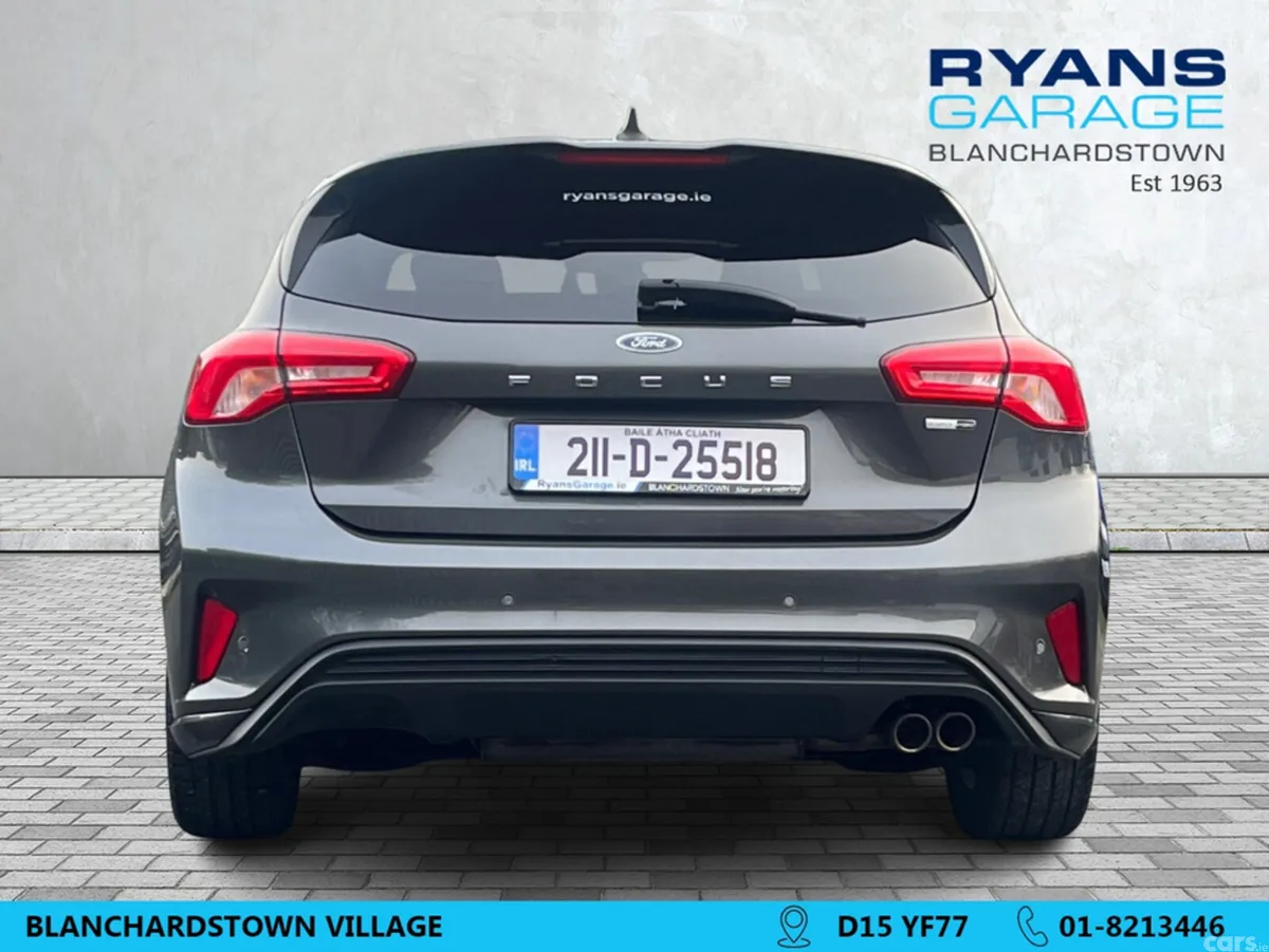 Ford Focus Hatchback, Petrol, 2021, Grey
