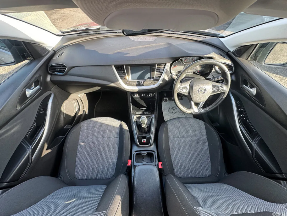 Opel Grandland X MPV, Diesel, 2019, Grey