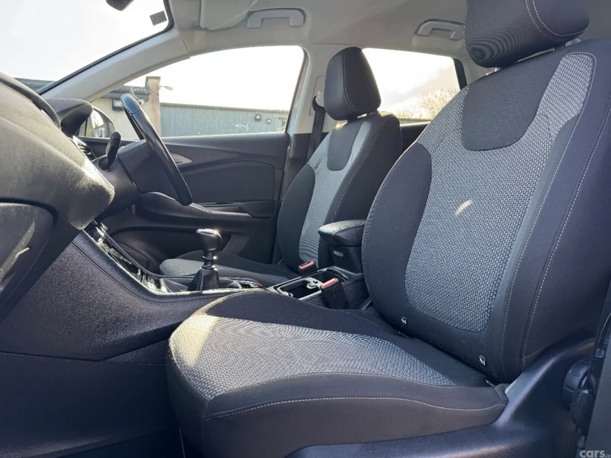 Opel Grandland X MPV, Diesel, 2019, Grey
