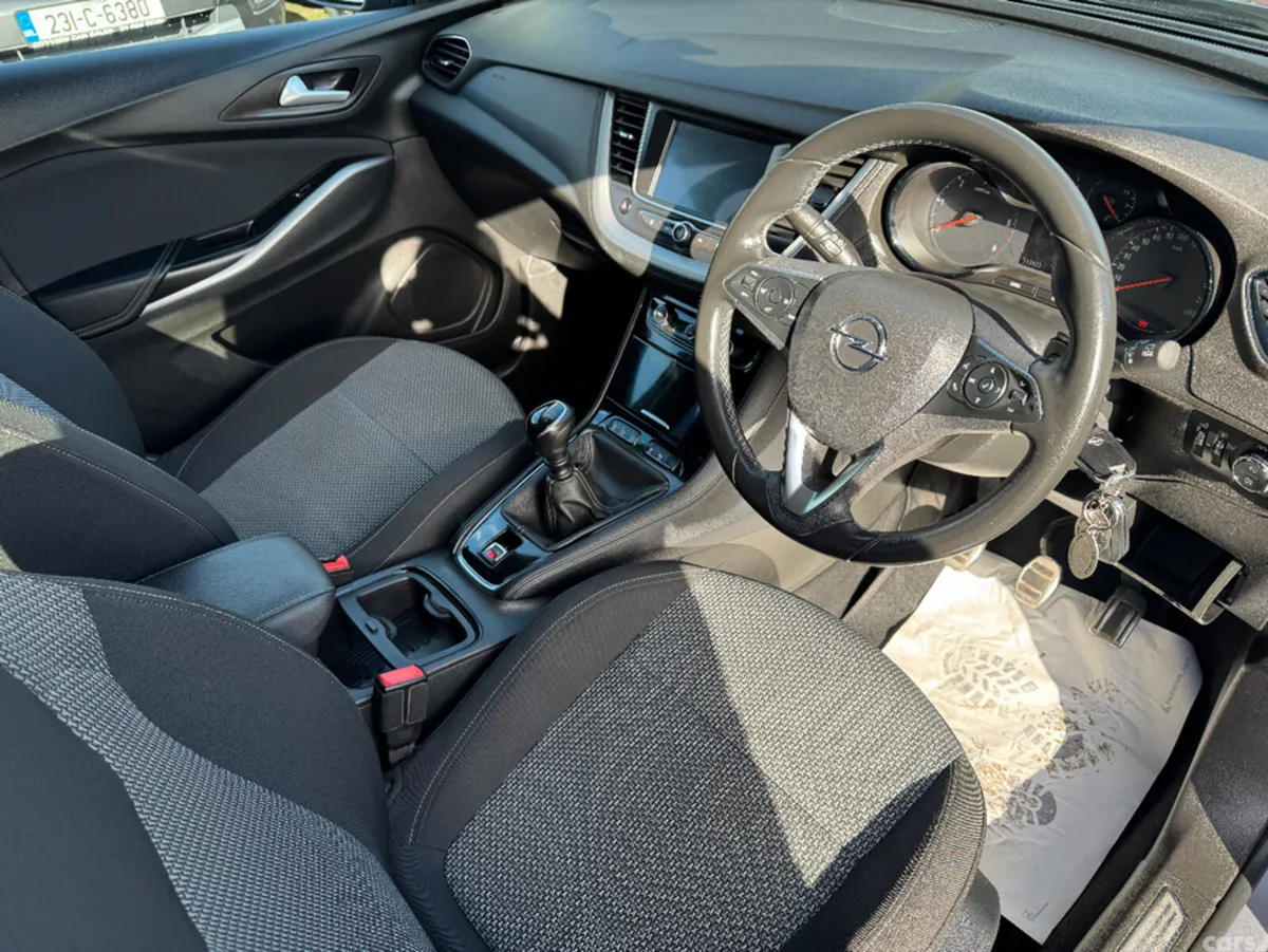 Opel Grandland X MPV, Diesel, 2019, Grey