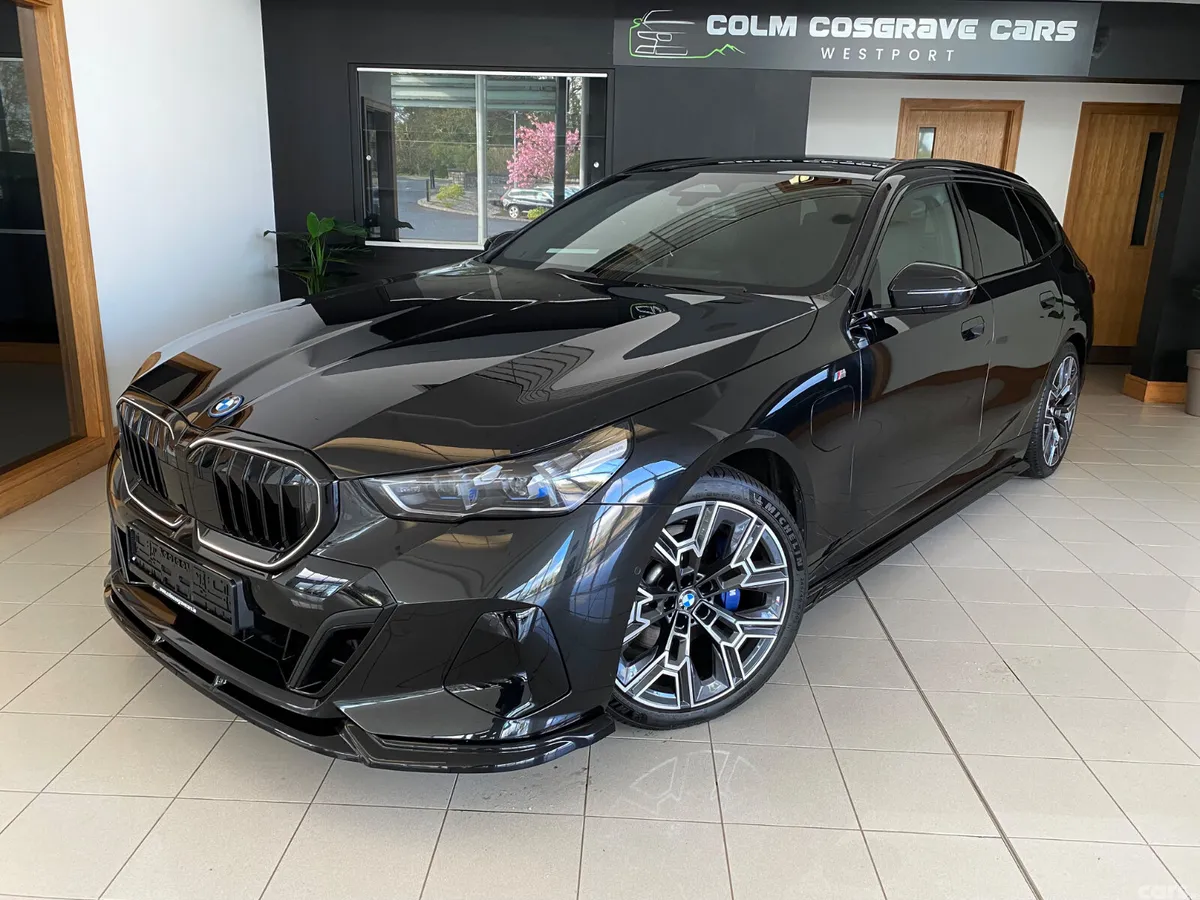 BMW 5-Series Estate, Petrol Plug-in Hybrid, 2025, Black