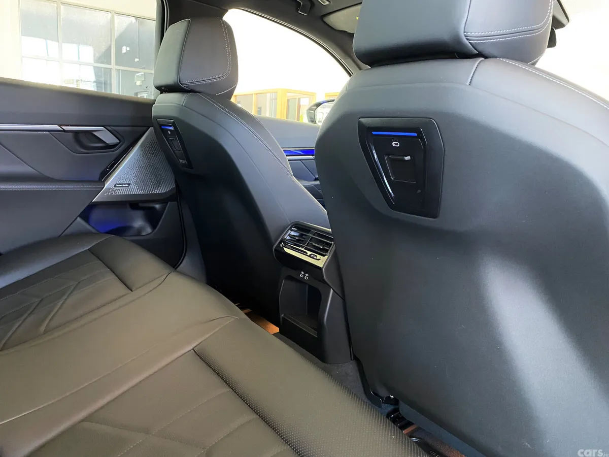 BMW 5-Series Estate, Petrol Plug-in Hybrid, 2025, Black