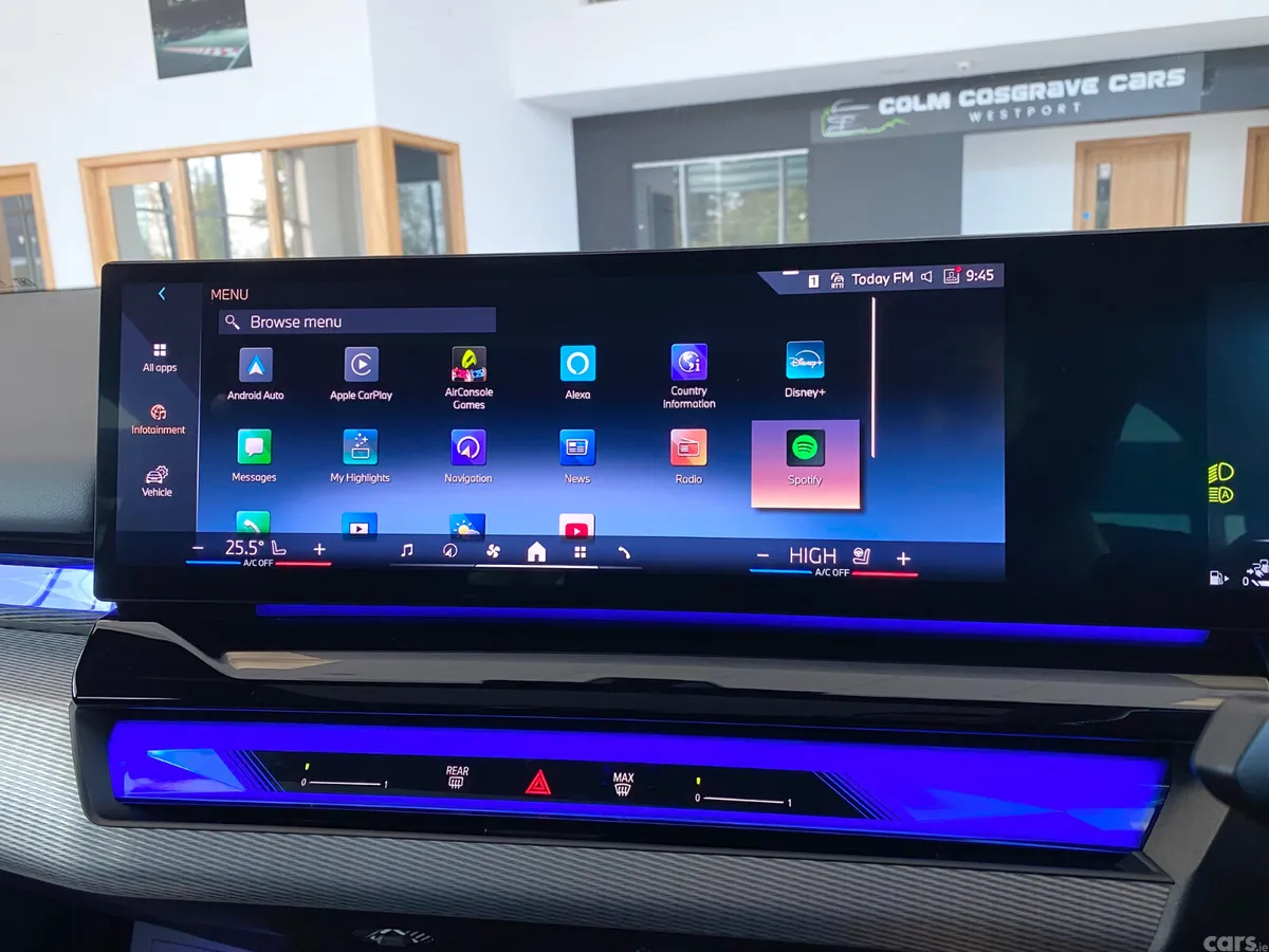 BMW 5-Series Estate, Petrol Plug-in Hybrid, 2025, Black