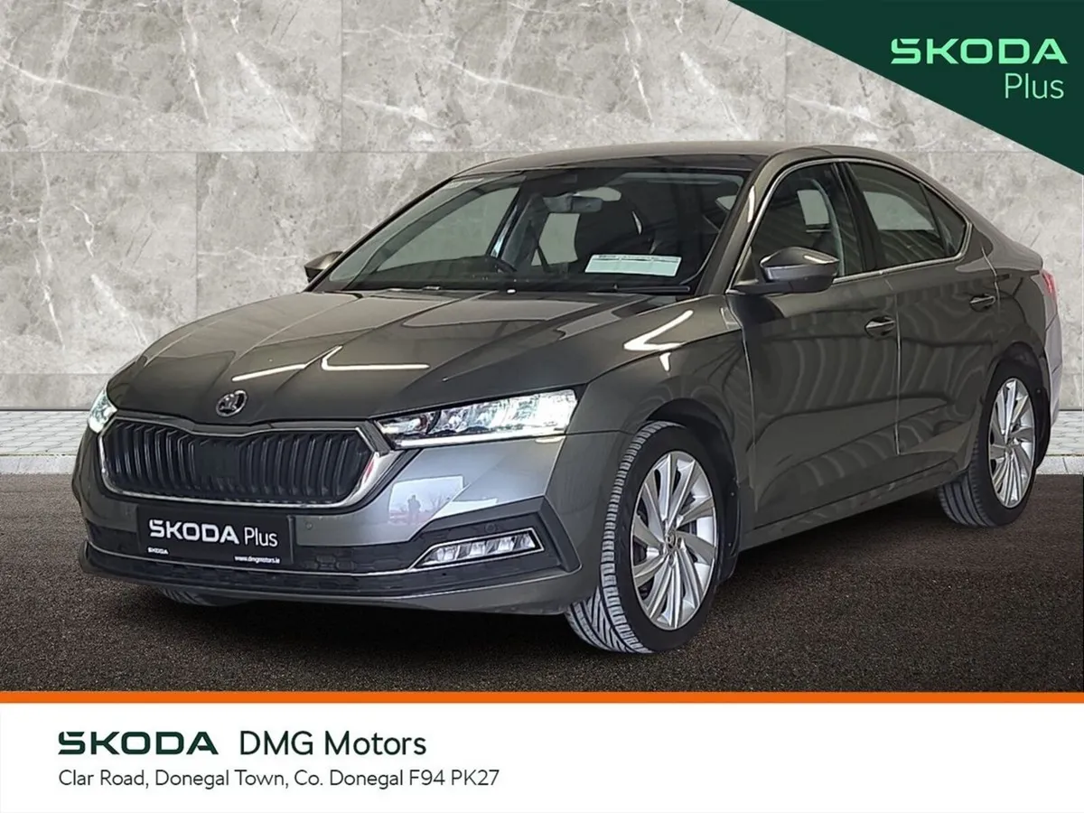 Skoda Octavia Saloon, Diesel, 2024, Grey