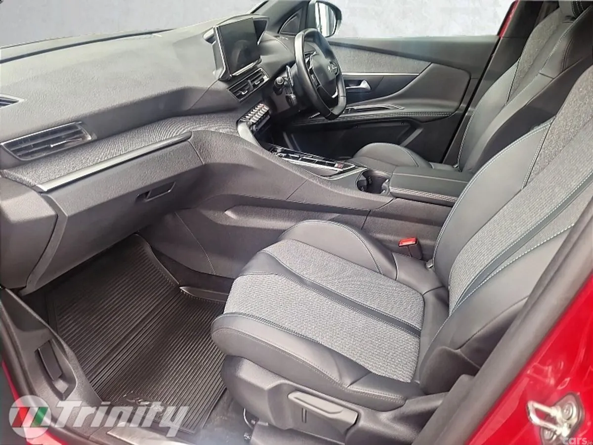 Peugeot 3008 SUV, Petrol Plug-in Hybrid, 2024, Red