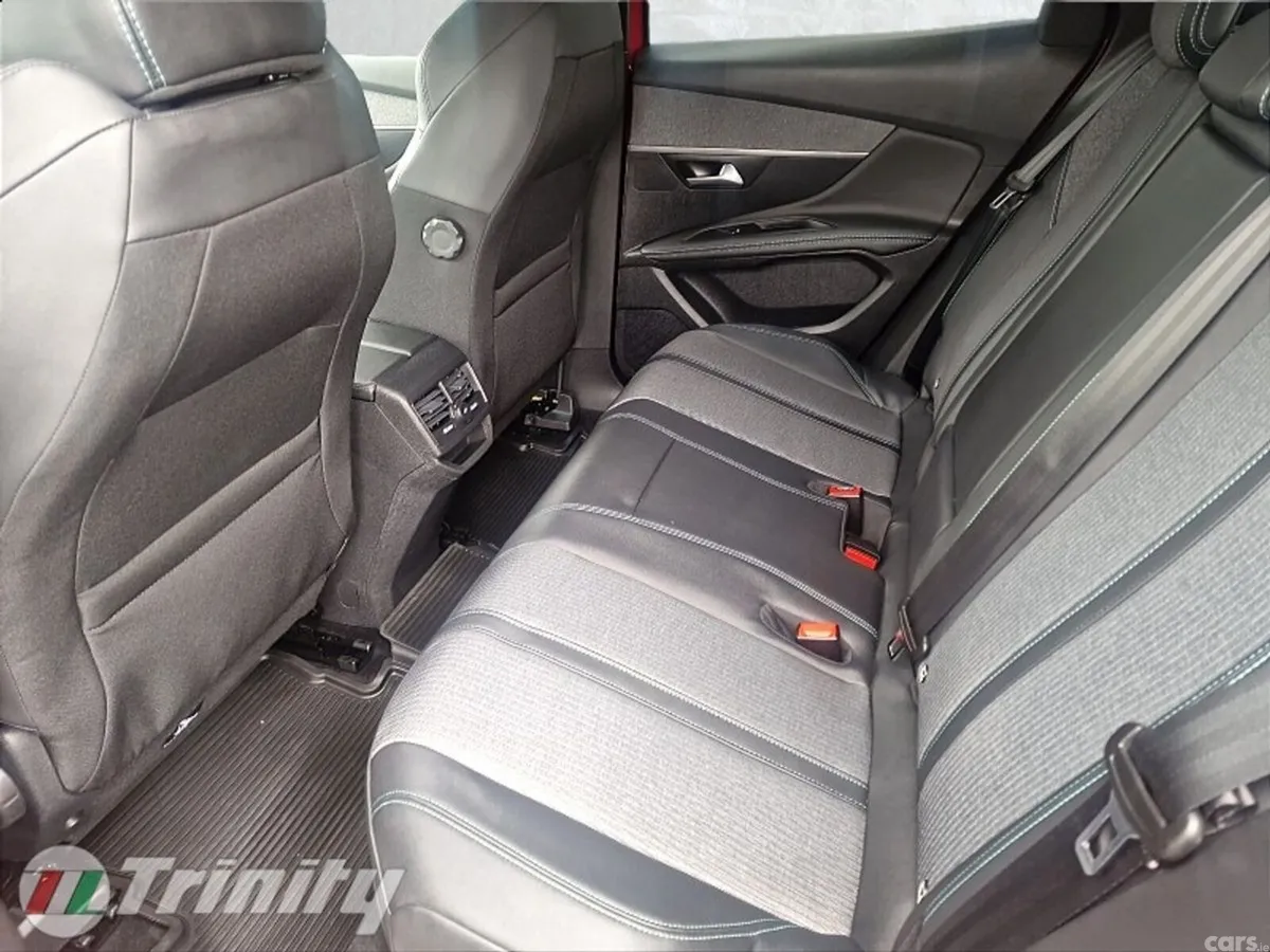 Peugeot 3008 SUV, Petrol Plug-in Hybrid, 2024, Red