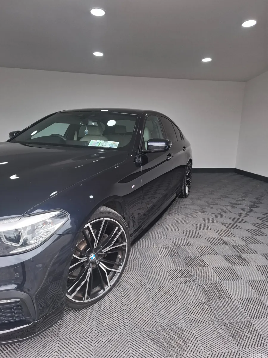 BMW 5-Series Saloon, Diesel, 2017, Black
