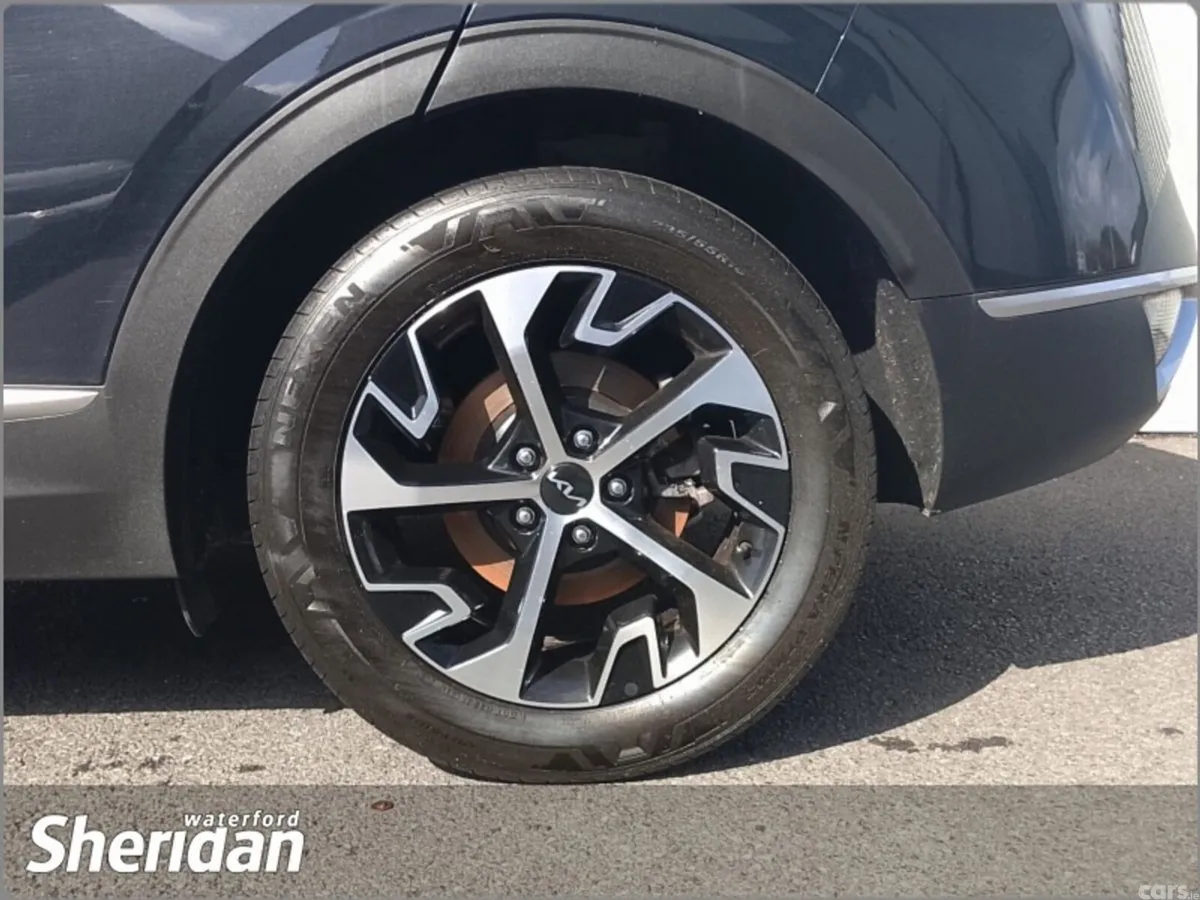 Kia Sportage SUV, Diesel Hybrid, 2023, Black