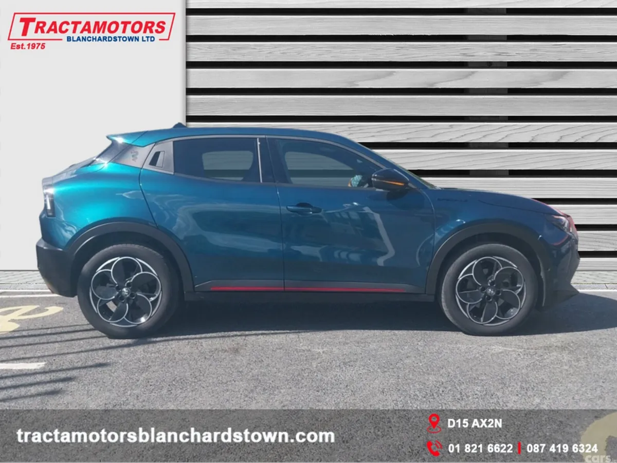 Alfa Romeo Junior MPV, Electric, 2025, Blue