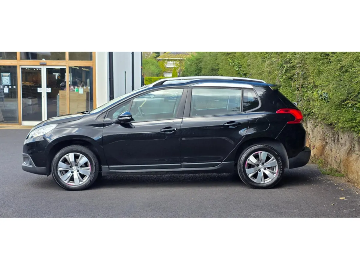 Peugeot 2008 Estate, Petrol, 2016, Black